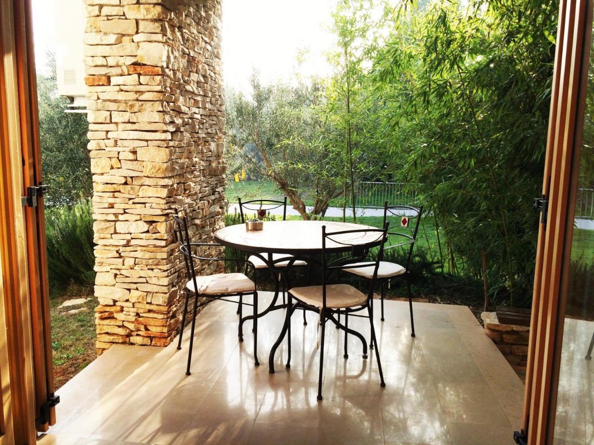 Casa Bamboo Apartment Banjole Exterior photo