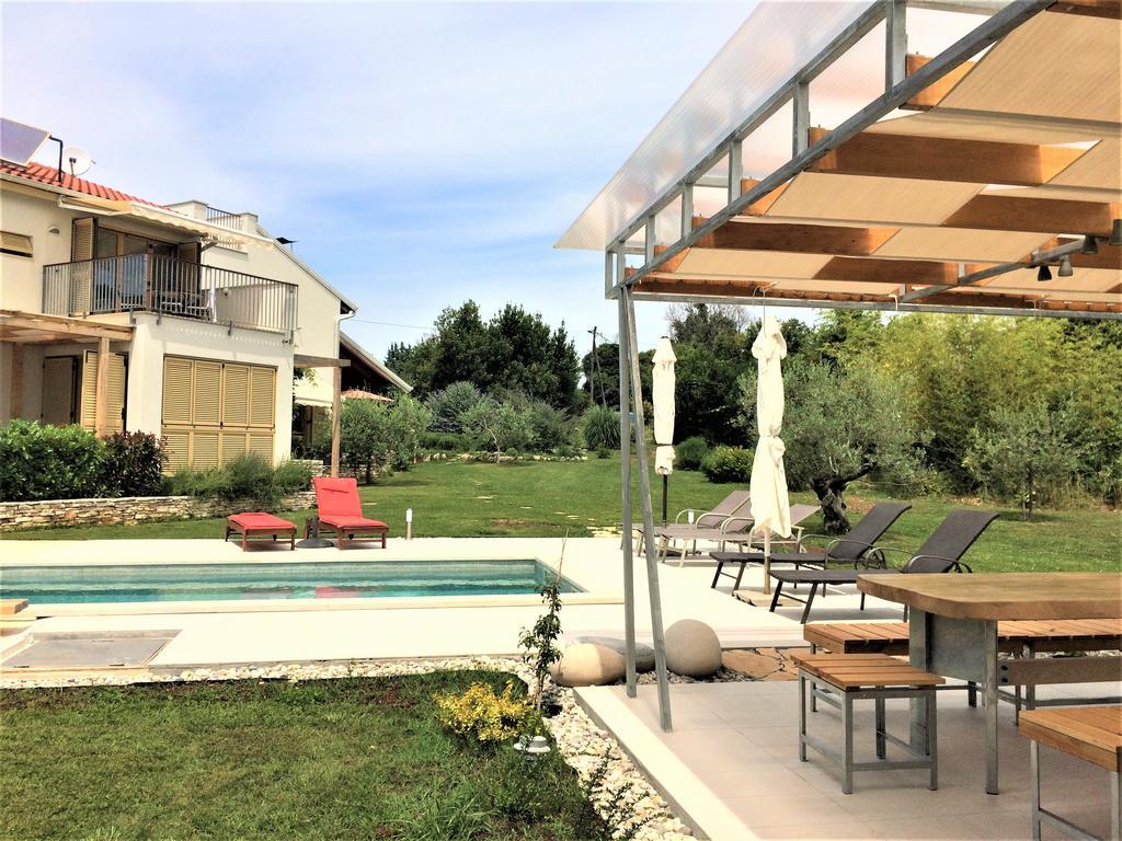 Casa Bamboo Apartment Banjole Exterior photo
