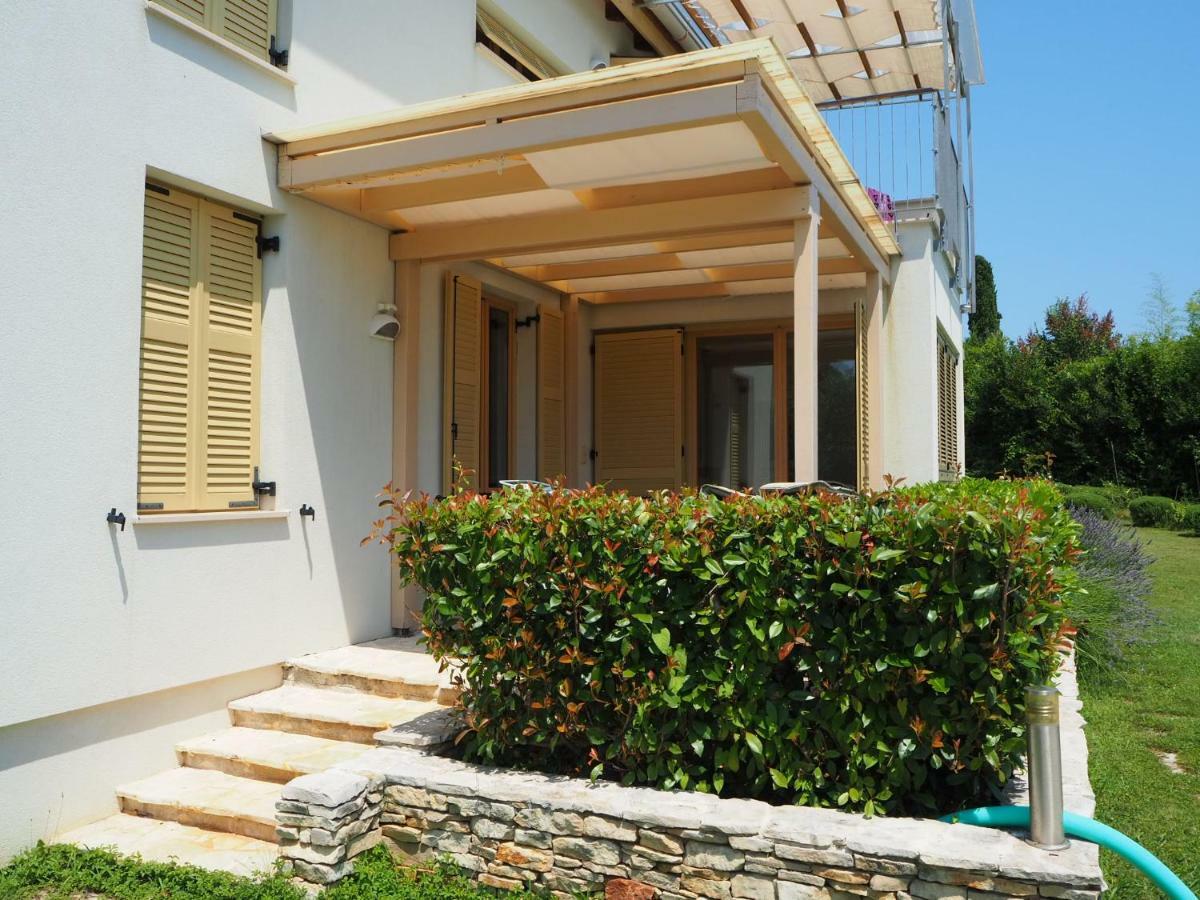 Casa Bamboo Apartment Banjole Exterior photo